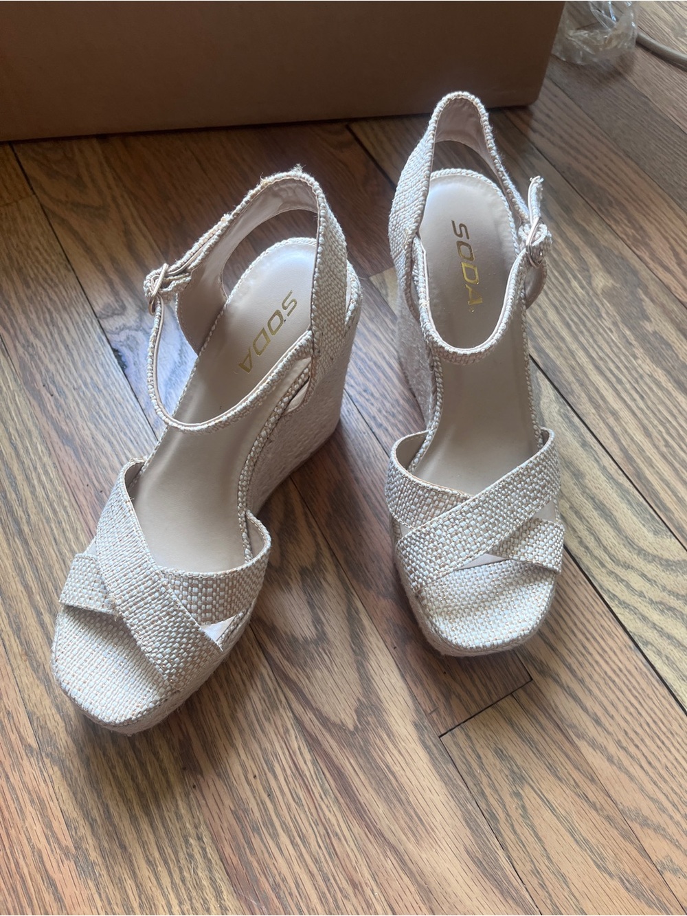 Soda Beige Woven Ankle-Strap Wedge Sandals 8.5 - Picture 1 of 6